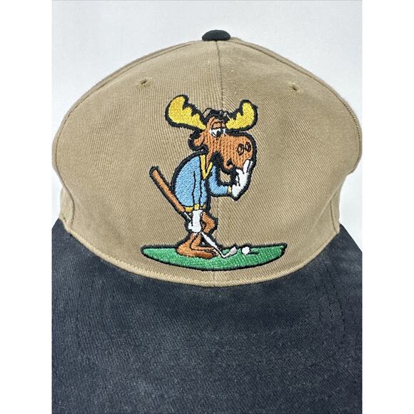 Vintage Embroidered Moose Playing Golf Hat One Size Fits All Adjustable Hat - Picture 3 of 10